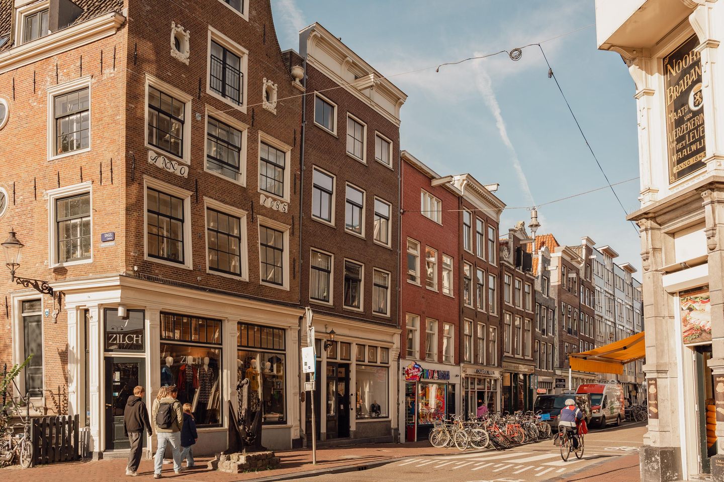 Photo 20 of Haarlemmerstraat 10-B