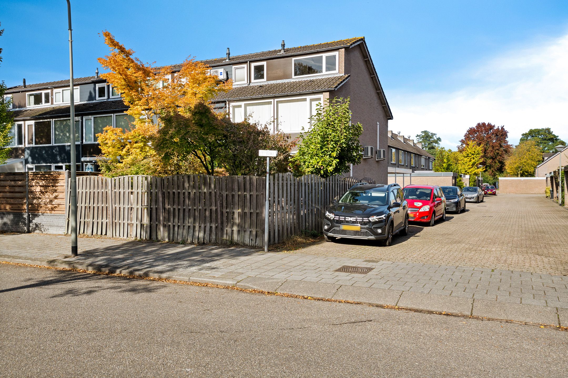 Photo 27 of Staringstraat 153