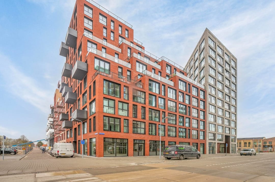 Photo 1 of Mies van der Rohestraat 33
