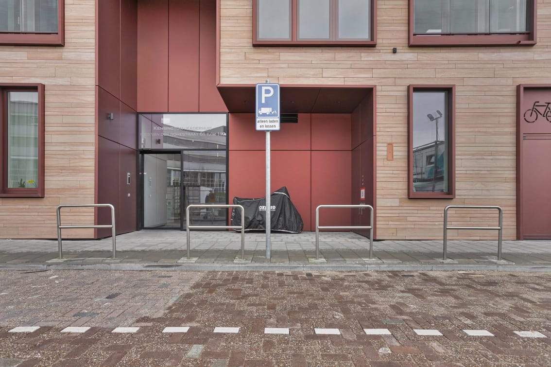 Photo 18 of Mies van der Rohestraat 33