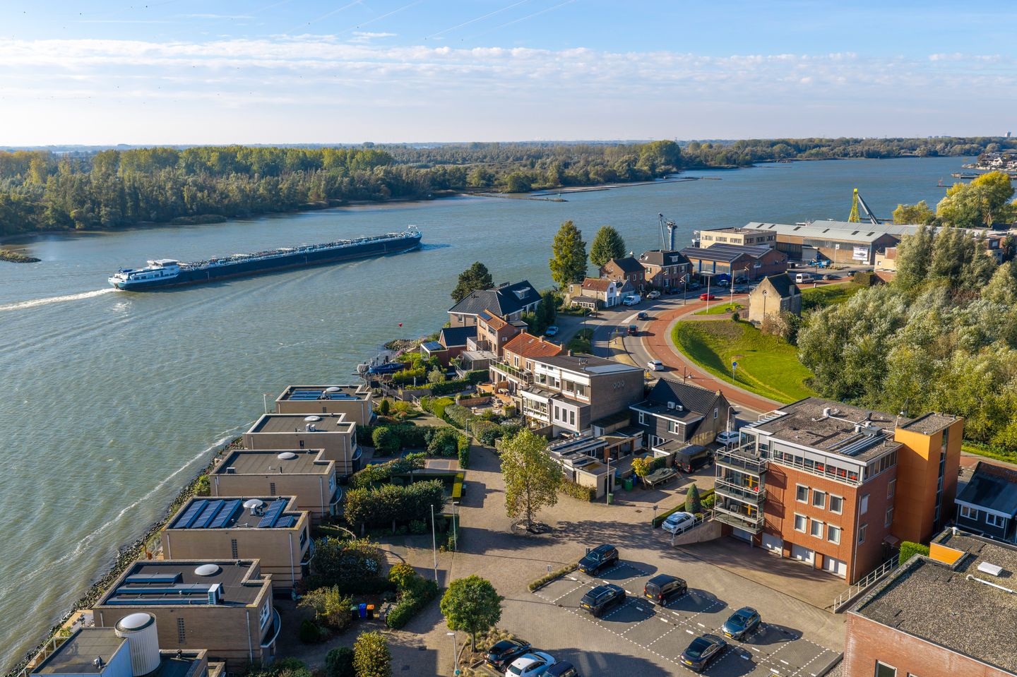 Foto 1 van Rivierdijk 20
