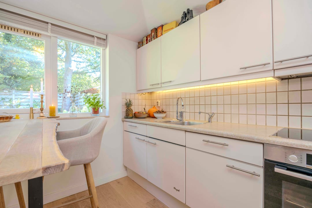 Photo 17 of Bernadettestraat 6-A