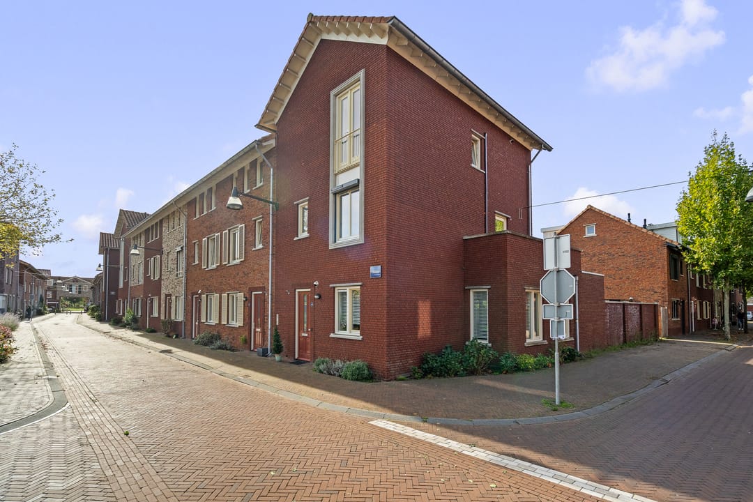 Foto 41 van Piazza 110