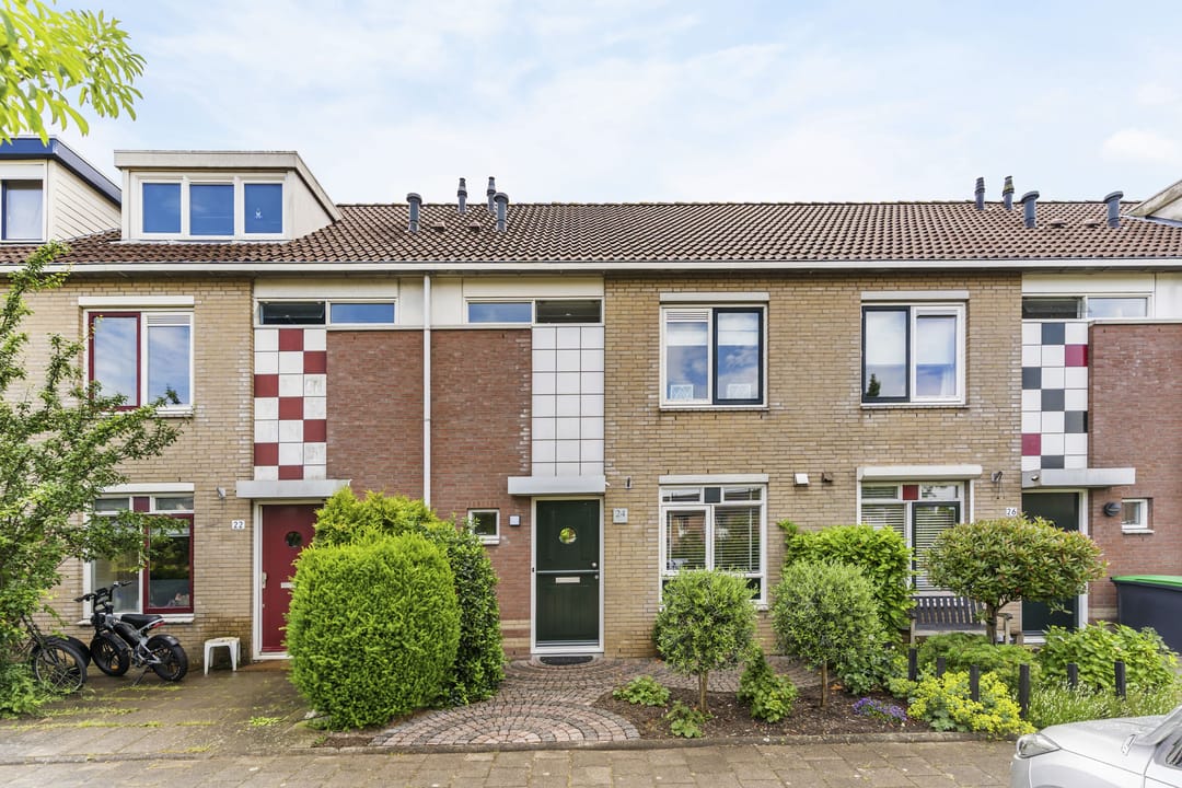 Photo 1 of Bartokplantsoen 24