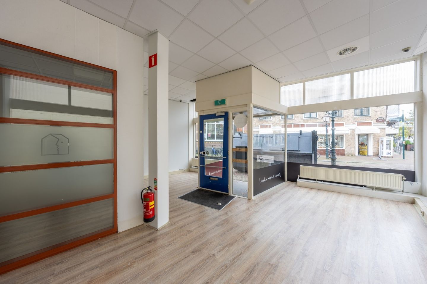 Bekijk foto 4 van Muntstraat 1