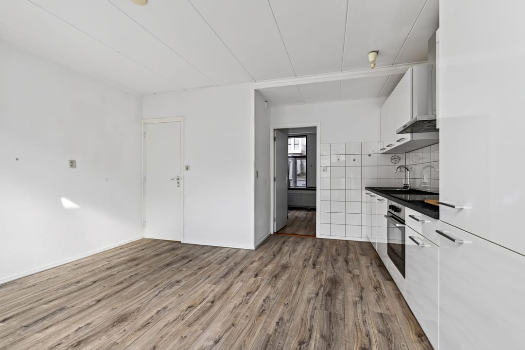 Photo 2 of Noordeinde 32-A