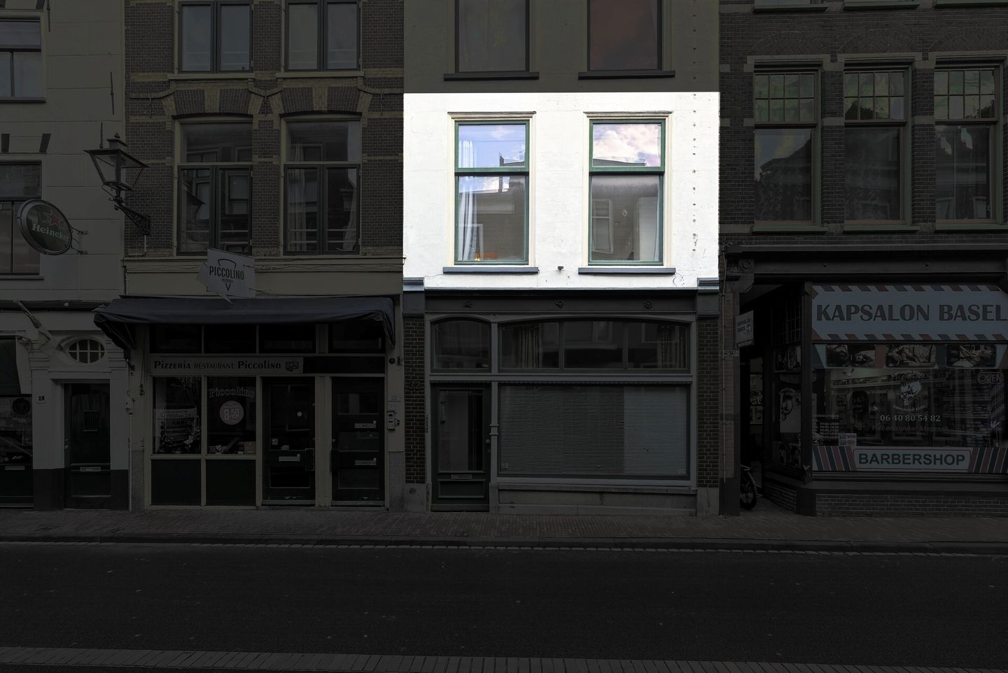 Photo 19 of Noordeinde 32-A