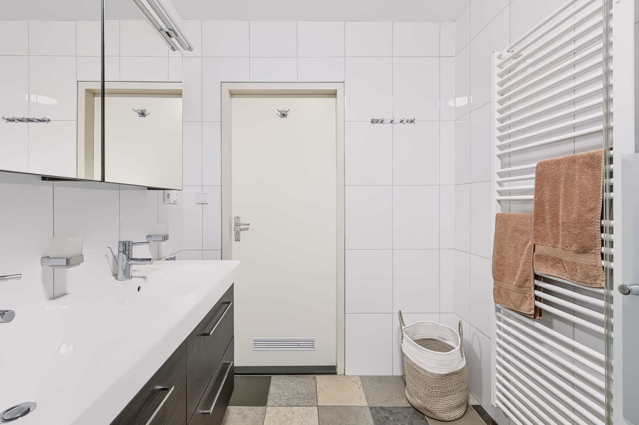 Photo 54 of Schweitzerstraat 31
