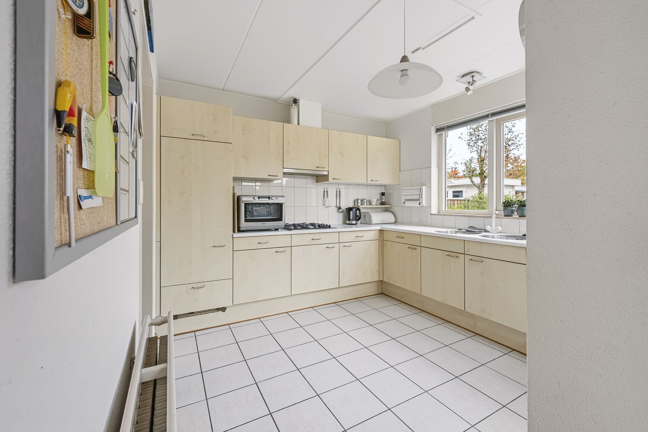 Photo 24 of Schweitzerstraat 31