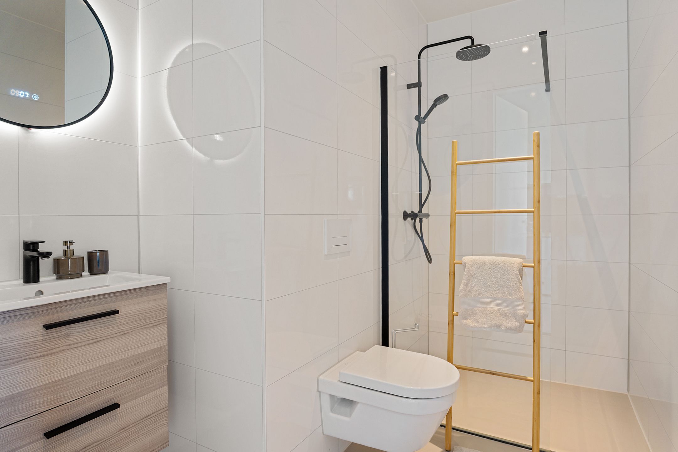 Photo 12 of Rivium 1e straat 71-B