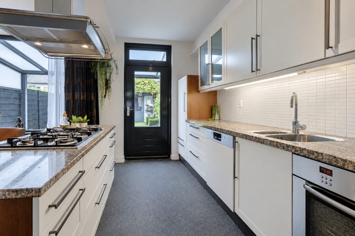 Foto 4 van Johan Frisostraat 22