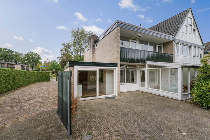 Photo 3 of Wassenaer-Obdamstraat 2