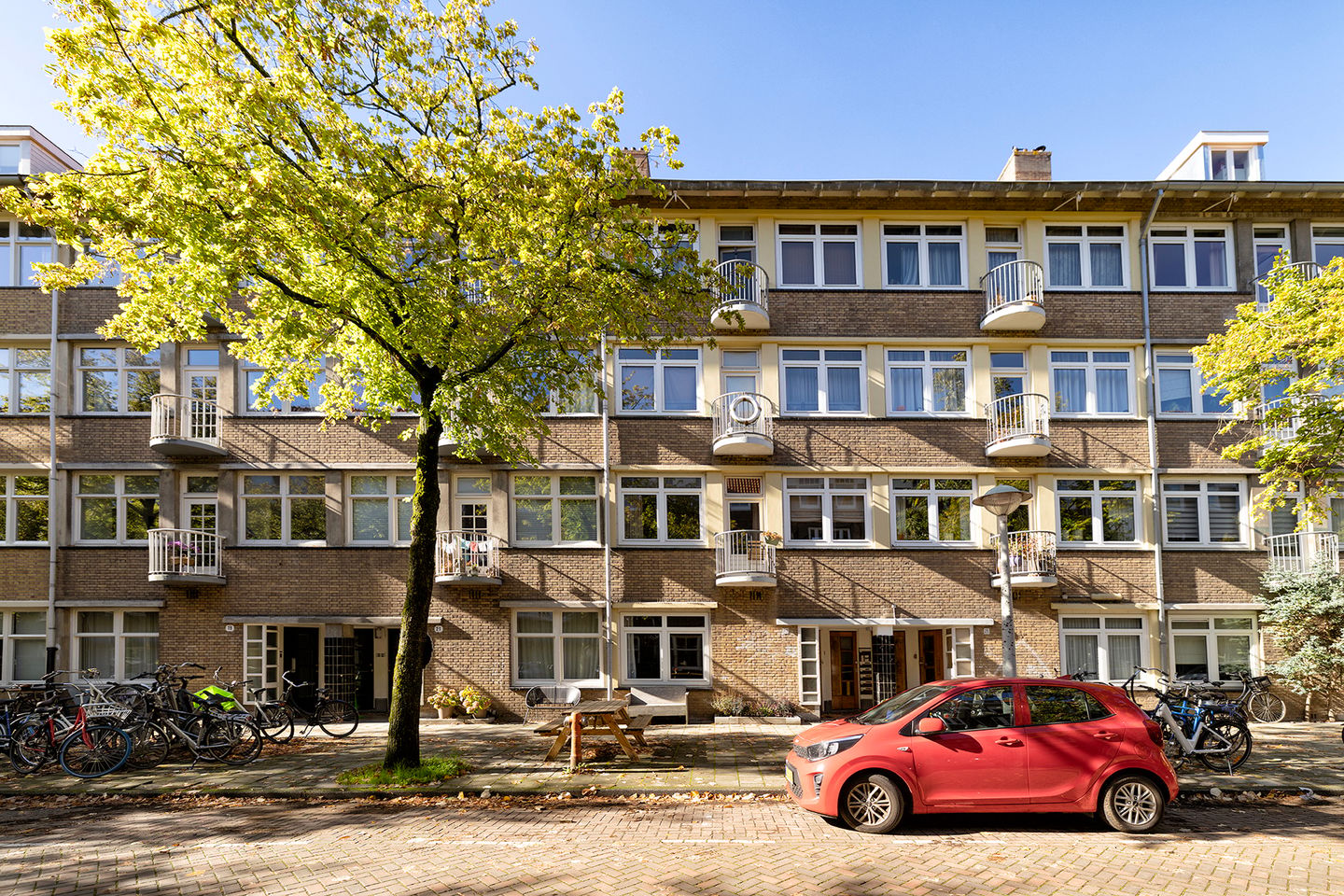 Foto 1 van Sassenheimstraat 23-H