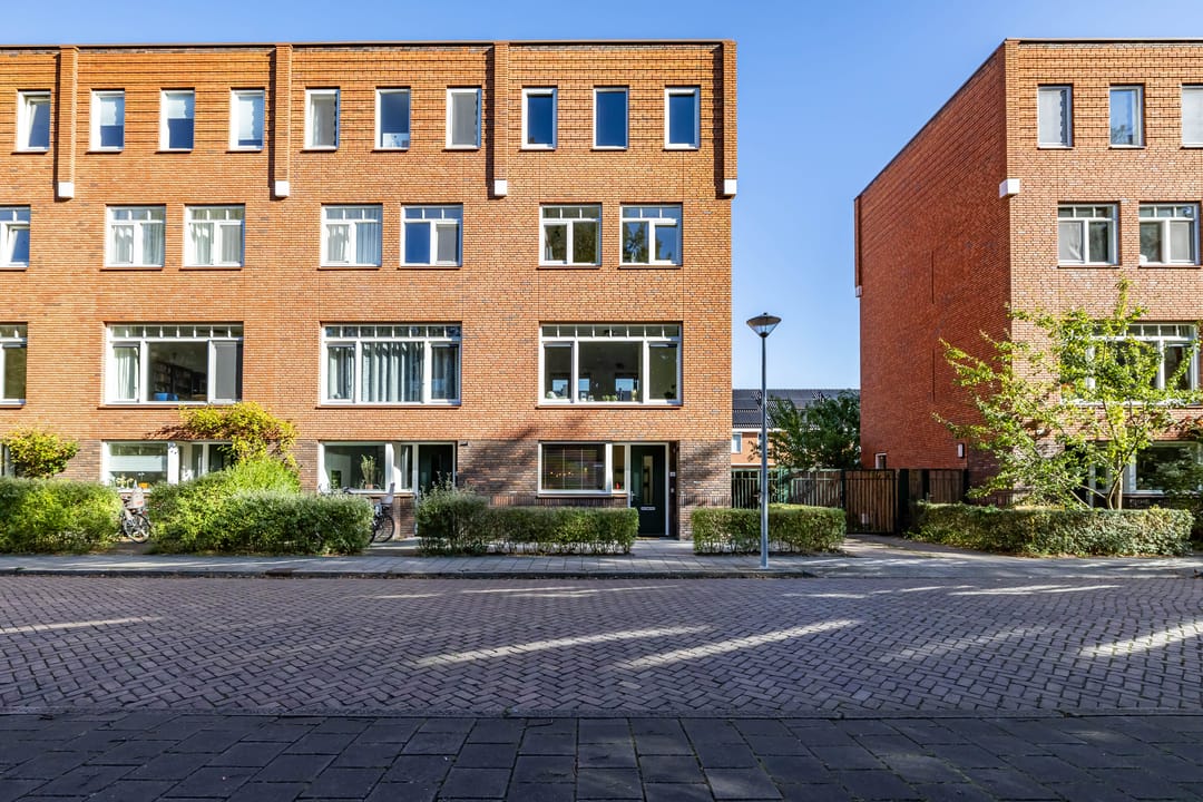 Photo 11 of Pioenstraat 191