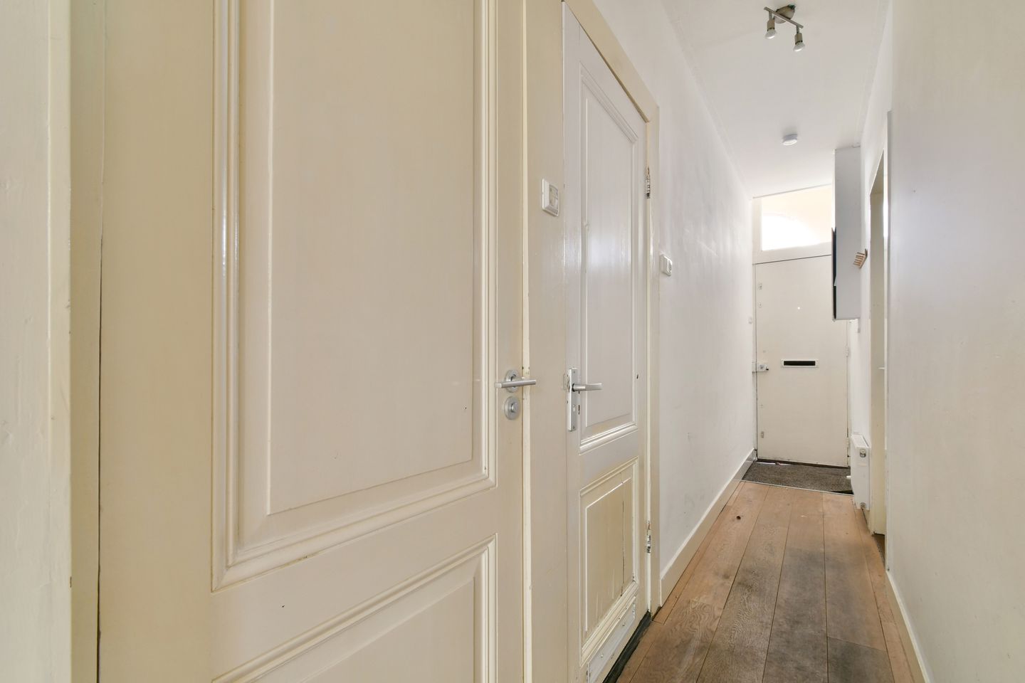 Photo 4 of Van Imhoffstraat 21