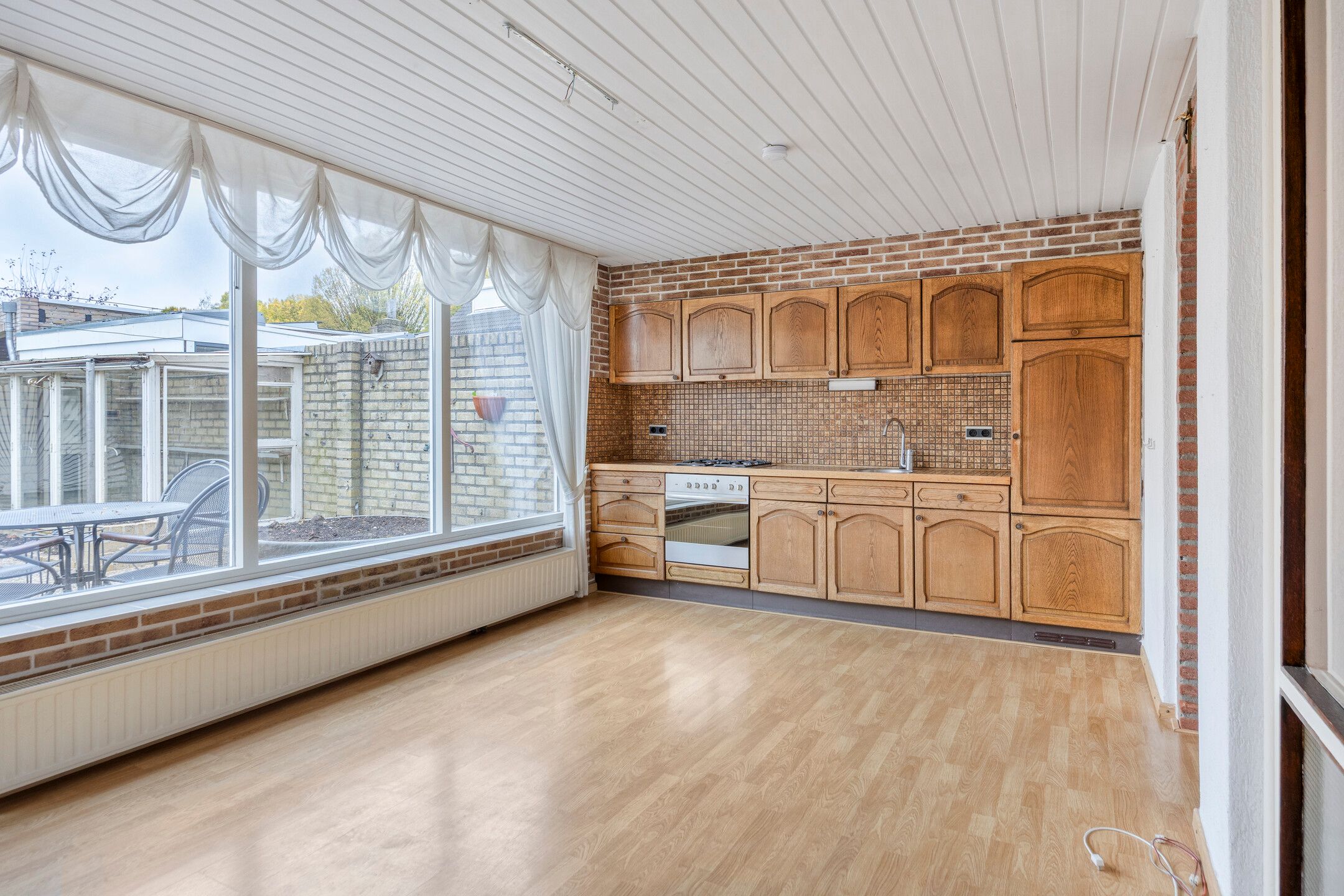 Photo 15 of Schoonstraat 60
