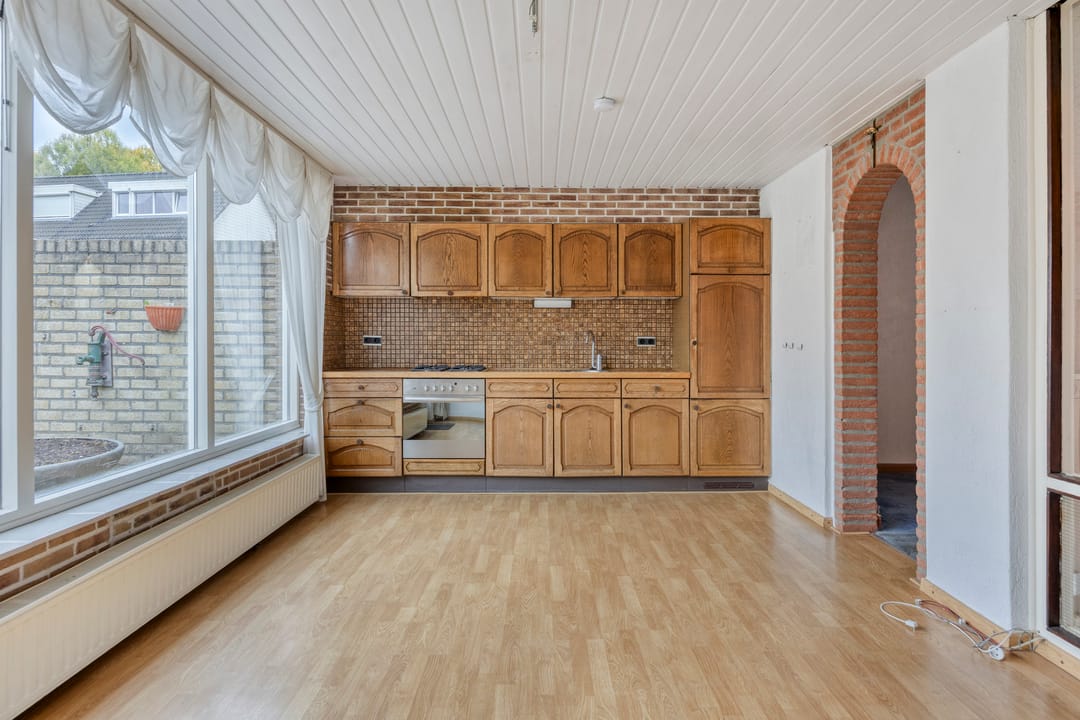 Photo 17 of Schoonstraat 60