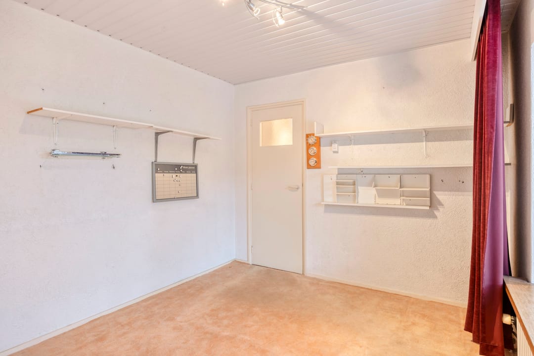 Photo 22 of Schoonstraat 60