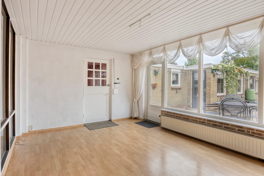 Photo 13 of Schoonstraat 60