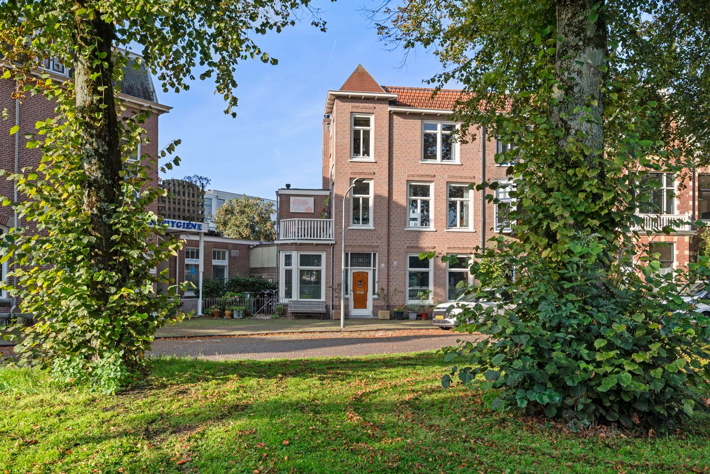 Photo 19 of Kleverparkweg 62