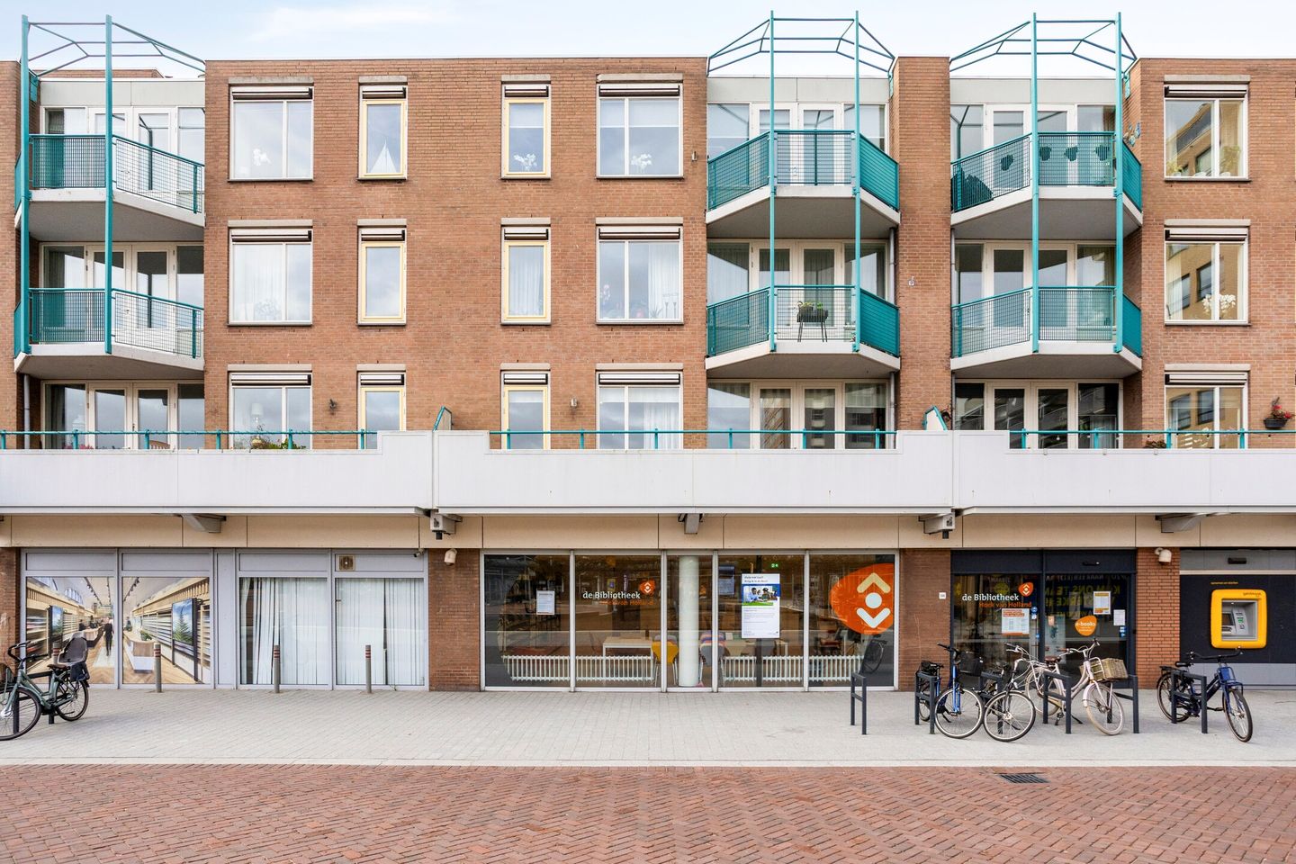Photo 10 of Prins Hendrikstraat 370