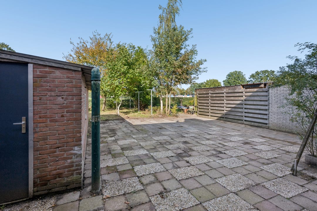 Photo 26 of Van Welderenstraat 14