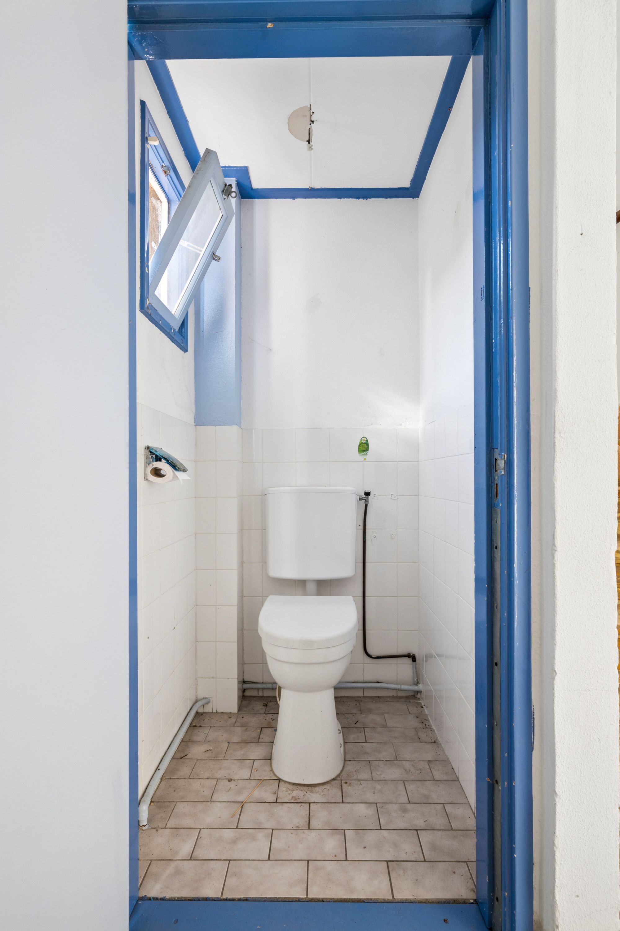 Photo 6 of Van Welderenstraat 14