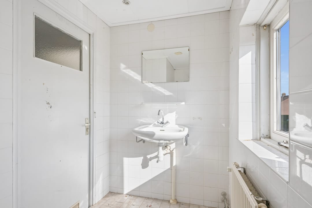 Photo 17 of Van Welderenstraat 14