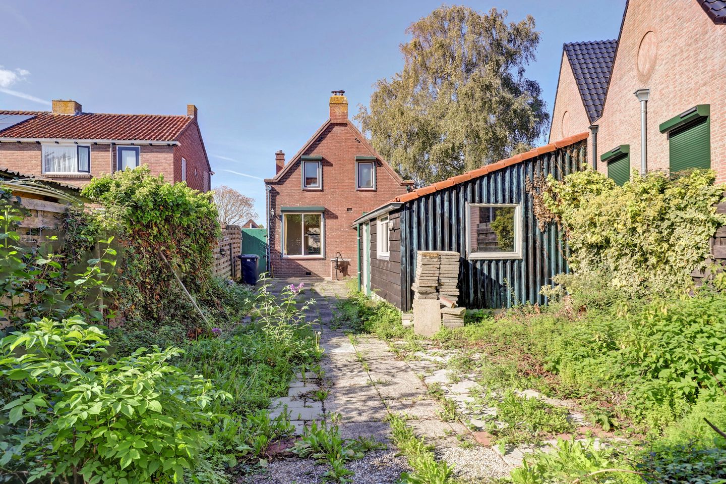 Photo 34 of Burg. Langebeekestraat 12