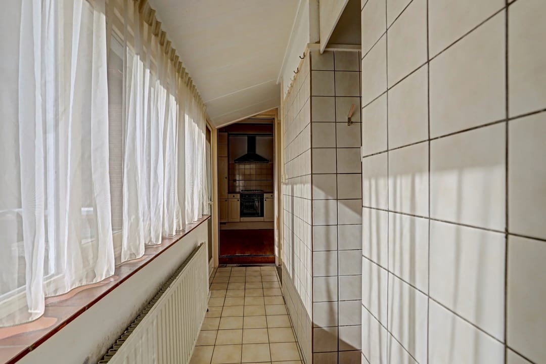 Photo 16 of Burg. Langebeekestraat 12