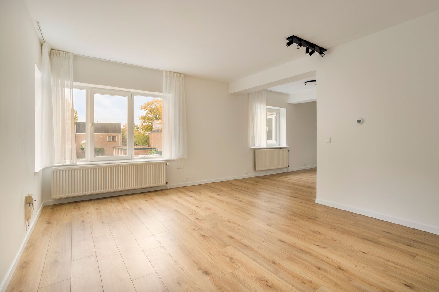Photo 19 of Van den Berghlaan 329