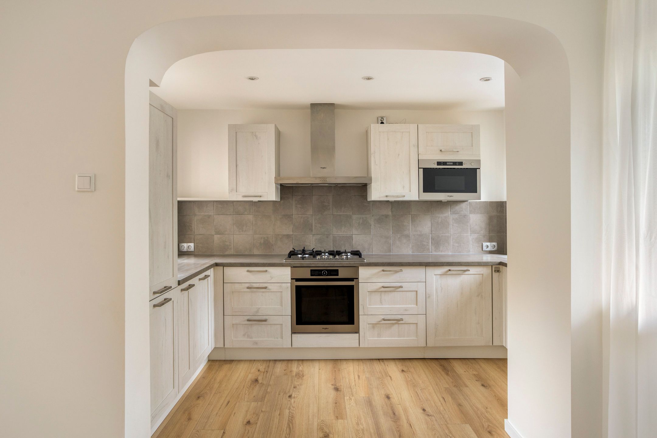Photo 21 of Van den Berghlaan 329