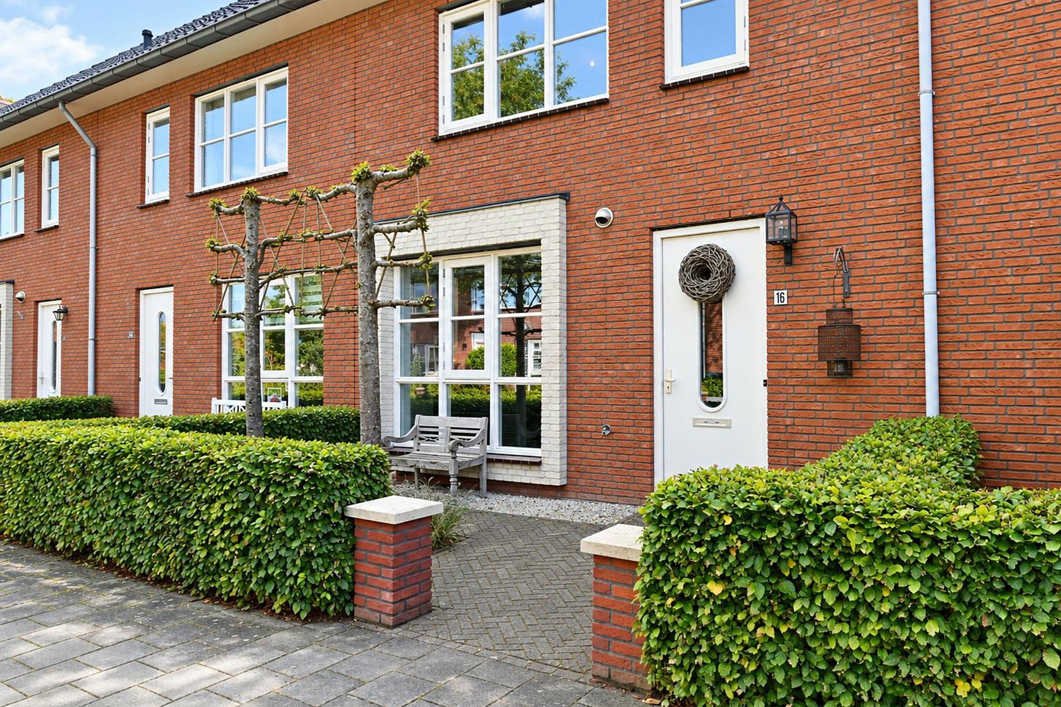 Foto 51 van Donar 16