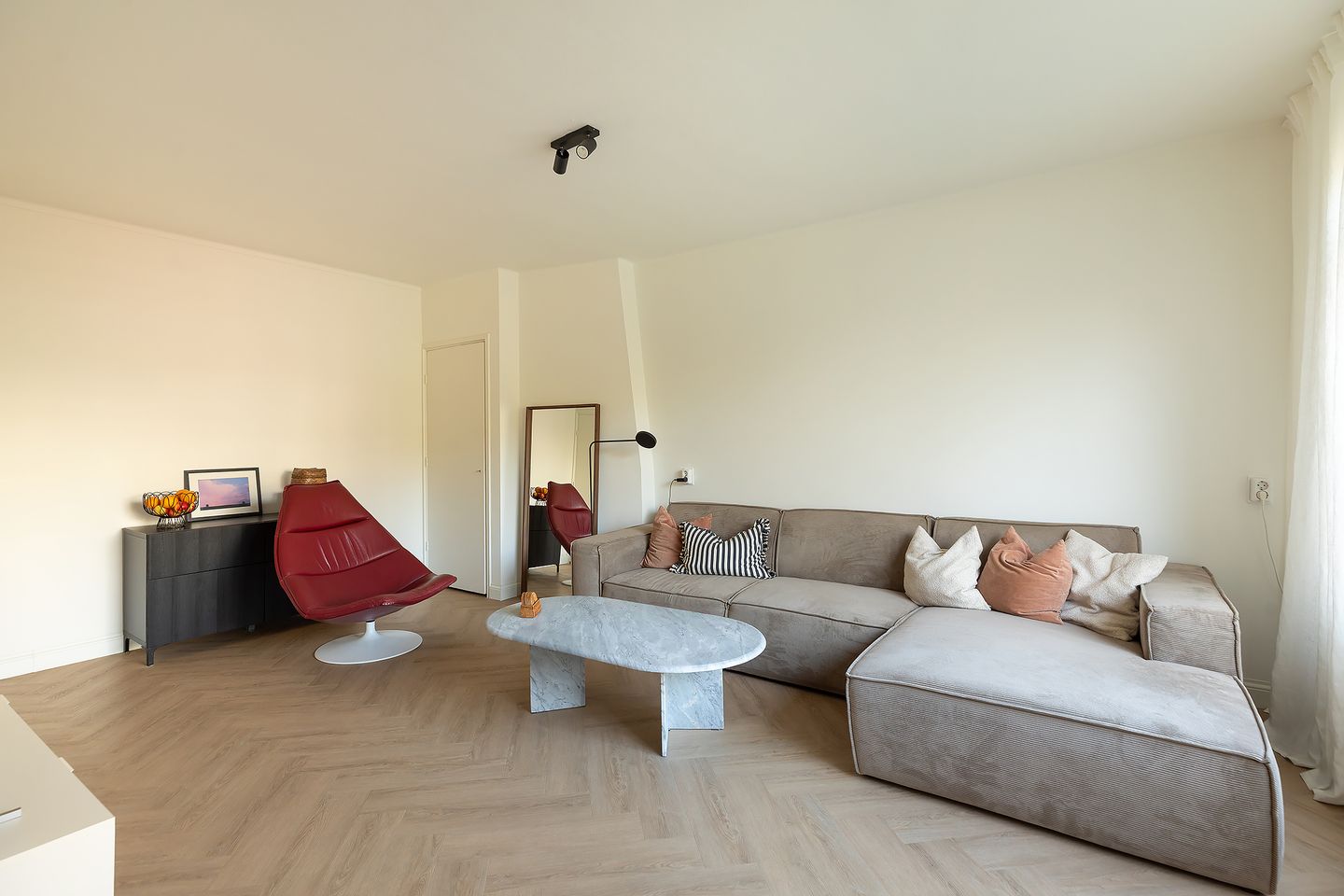 Photo 4 of Admiraal de Ruyterlaan 9
