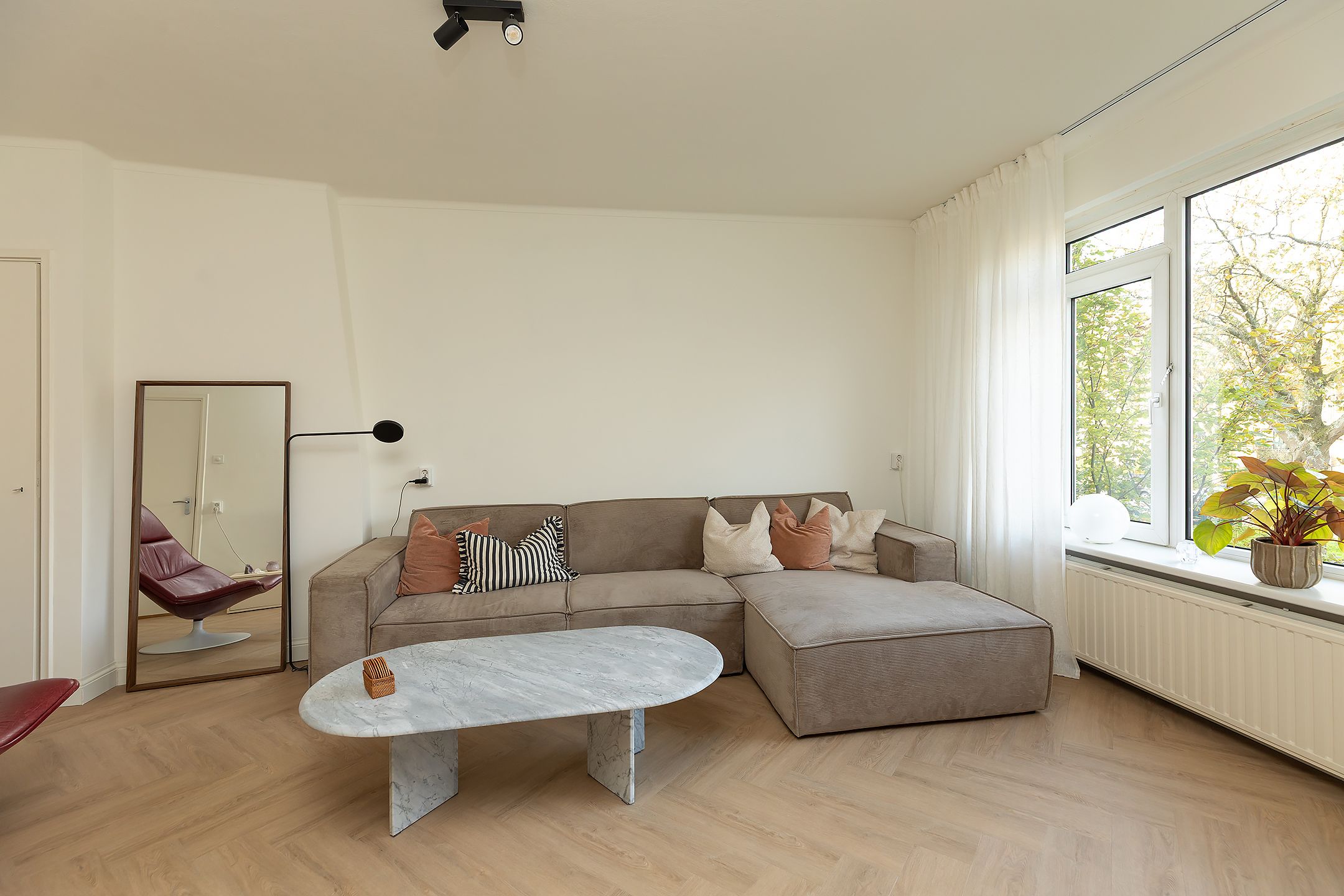 Photo 6 of Admiraal de Ruyterlaan 9