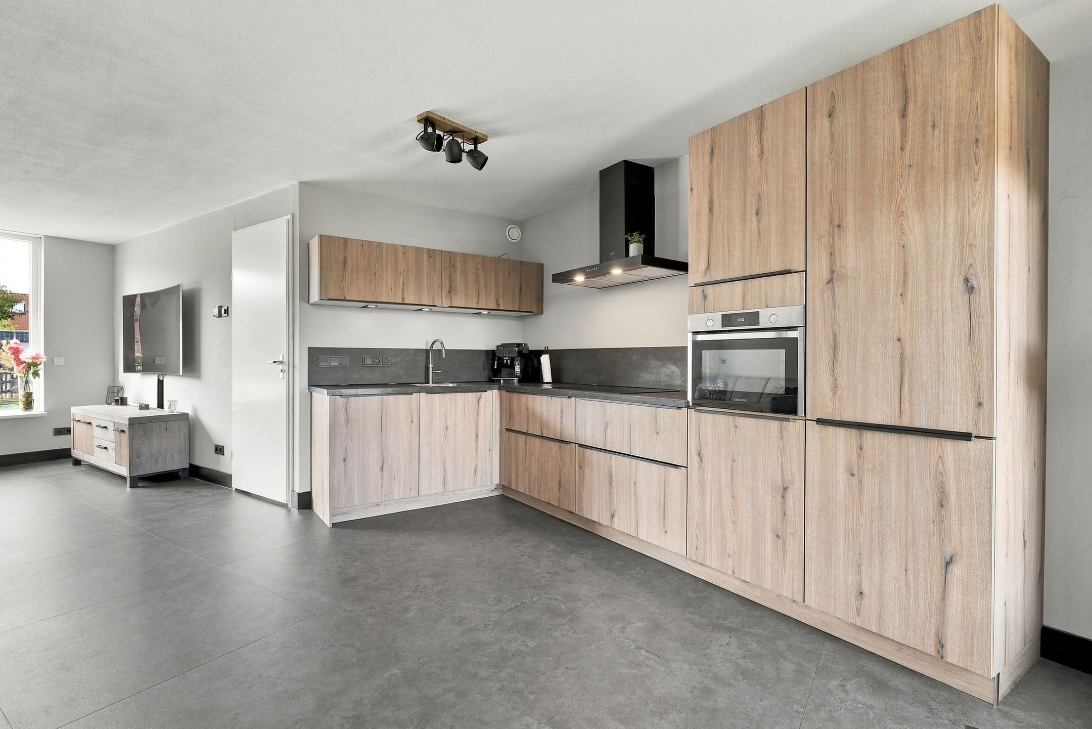 Photo 9 of Fluitekruidstraat 57