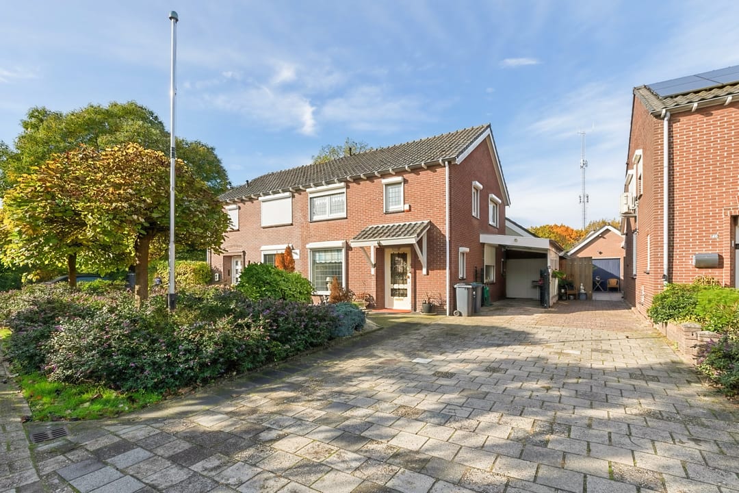 Photo 1 of Oosterweg 48