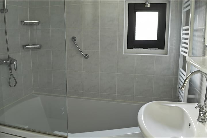 Vrijstaande woning te koop: Bargereed 98, Tzummarum
