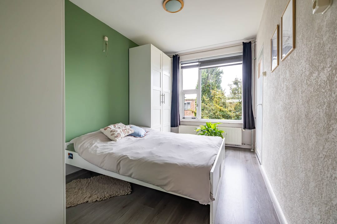 Photo 11 of Frans van Mierisstraat 34