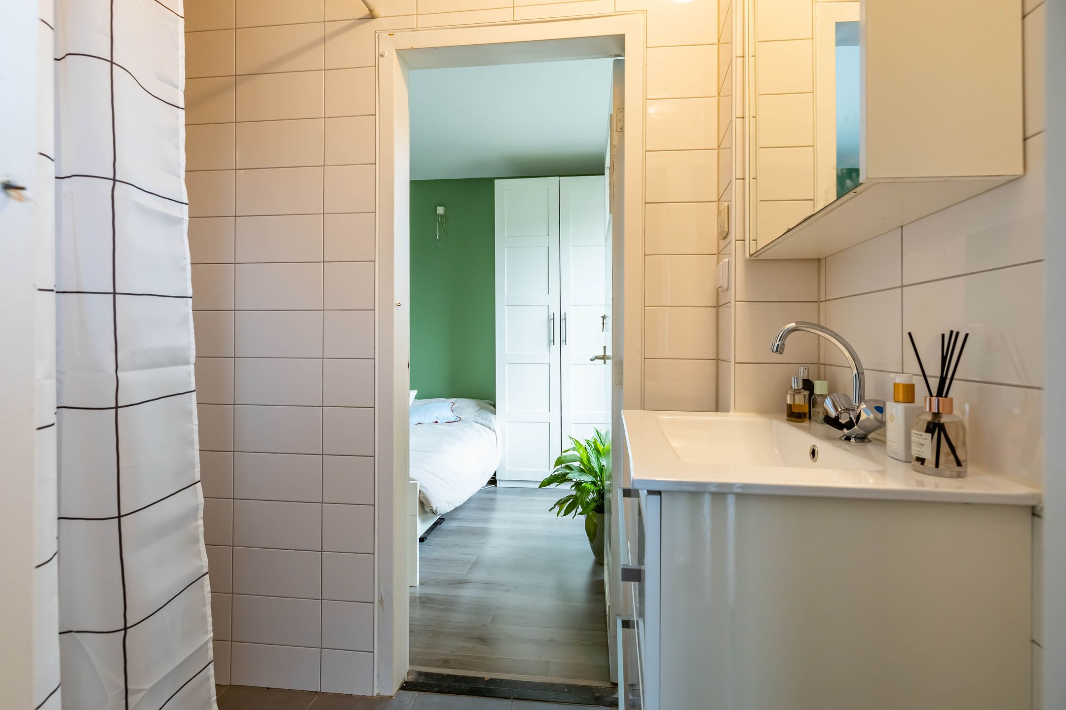 Photo 18 of Frans van Mierisstraat 34