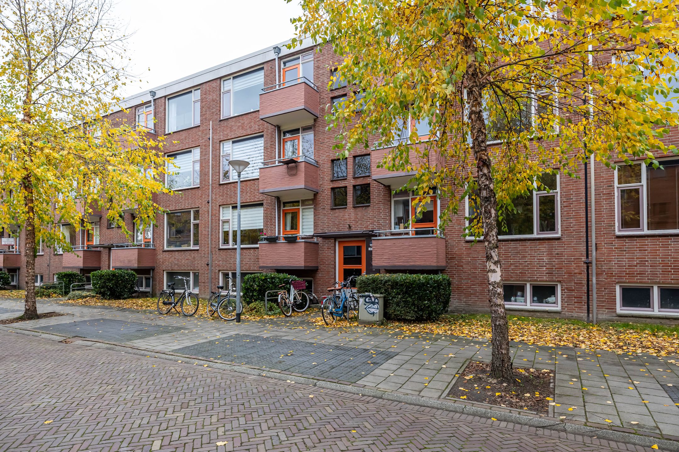 Photo 21 of Frans van Mierisstraat 34