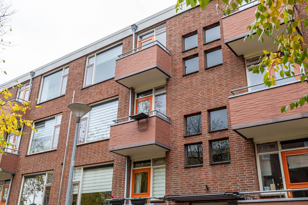 Photo 22 of Frans van Mierisstraat 34