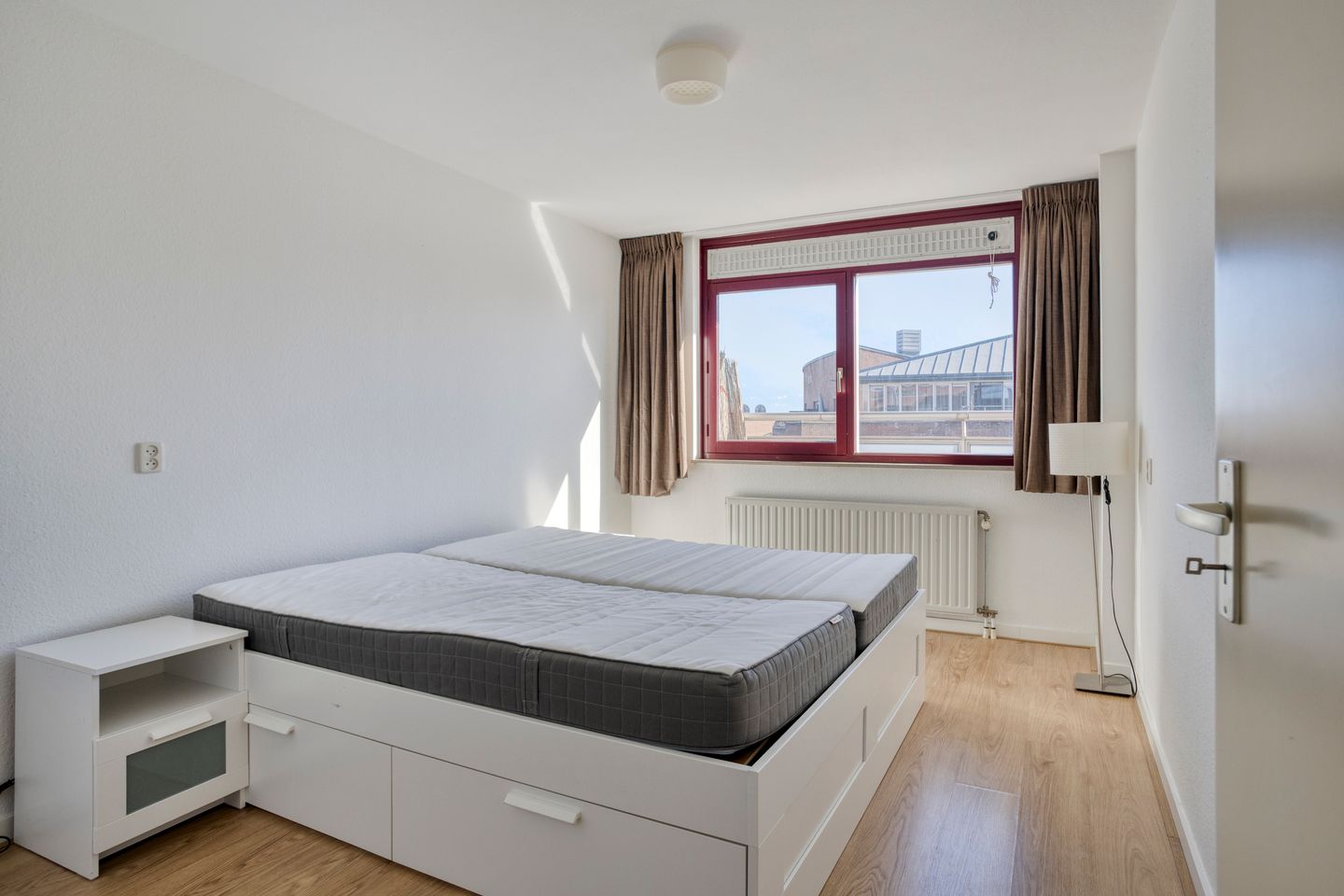 Foto 10 van Sphinxlunet 38-F