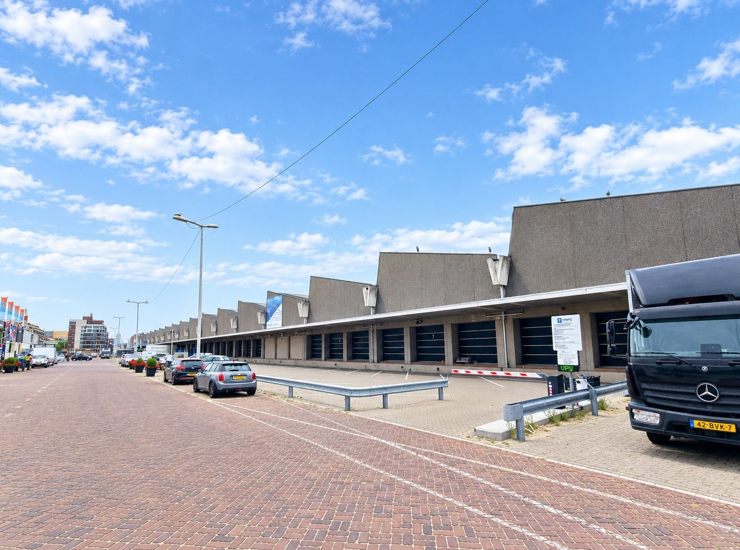 Bekijk foto 3 van Visafslagweg 1