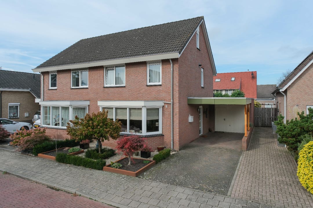 Foto 1 van Vijverlaan 9