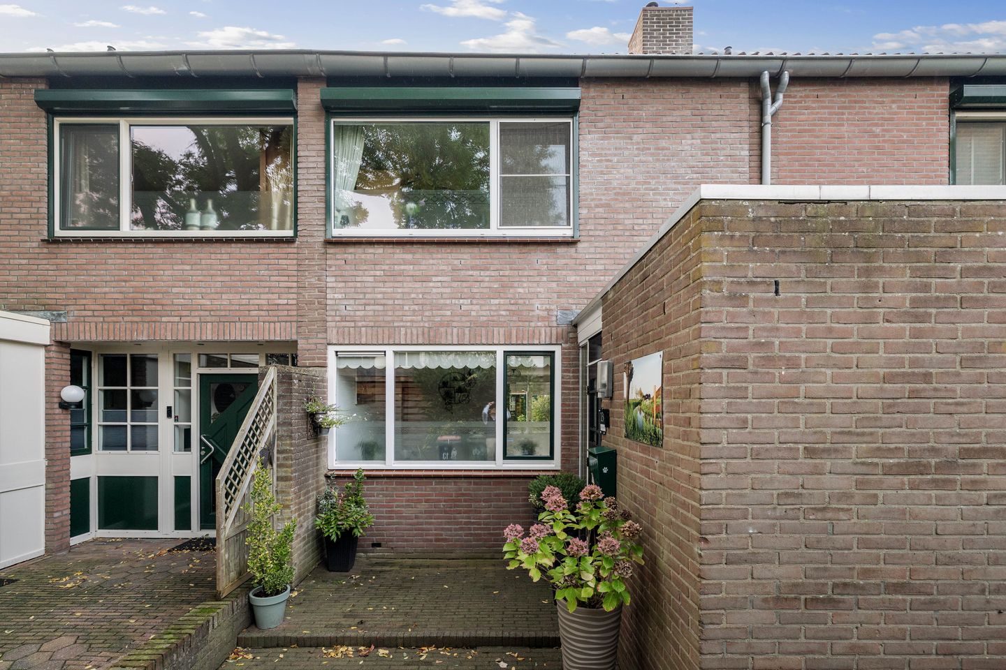 Photo 1 of Vestdijkgaarde 13