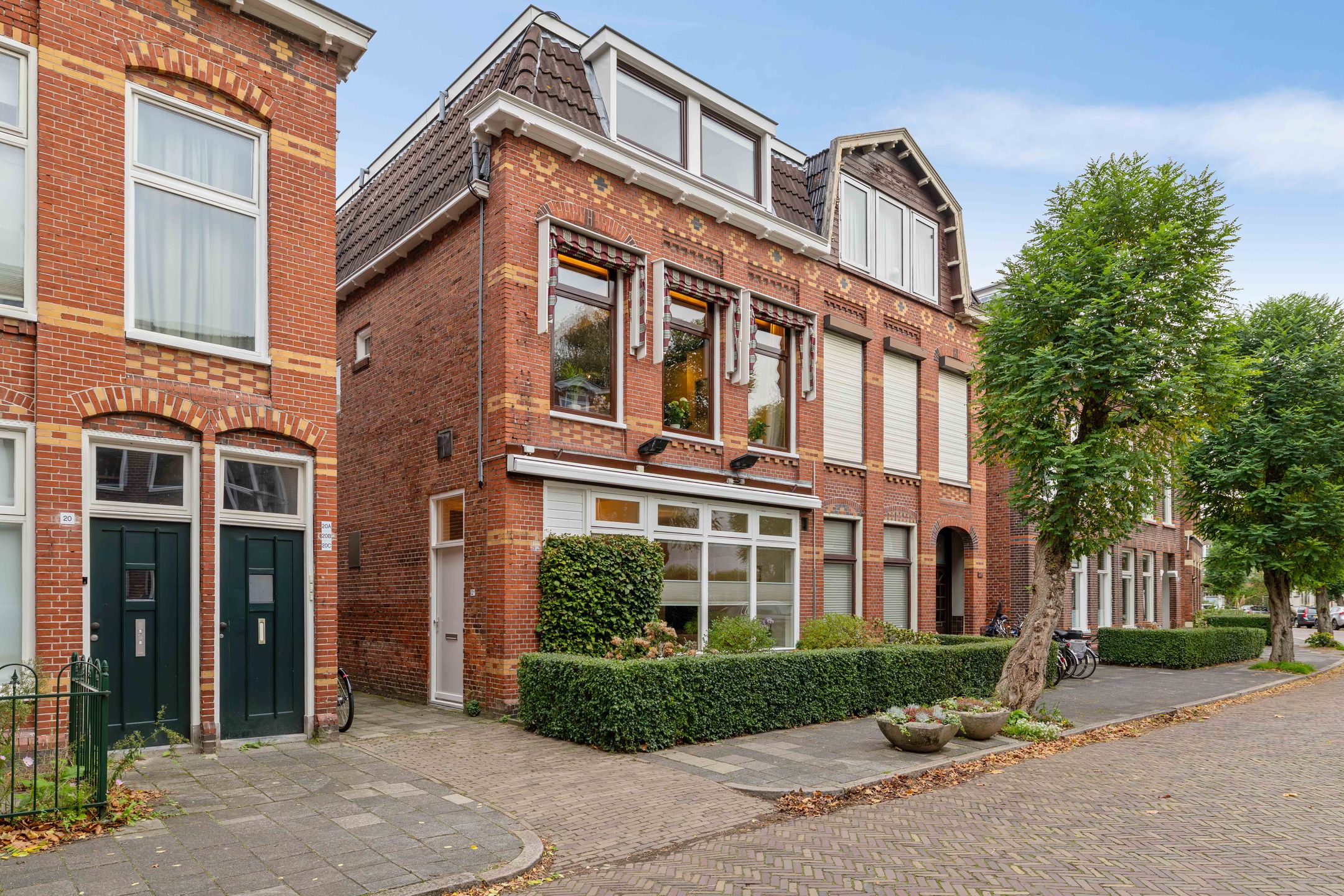 Photo 51 of Emmastraat 22-A