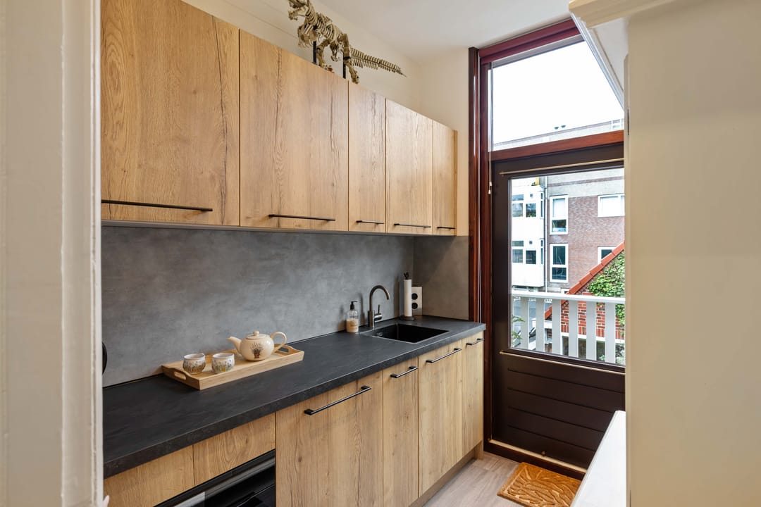 Photo 23 of Emmastraat 22-A