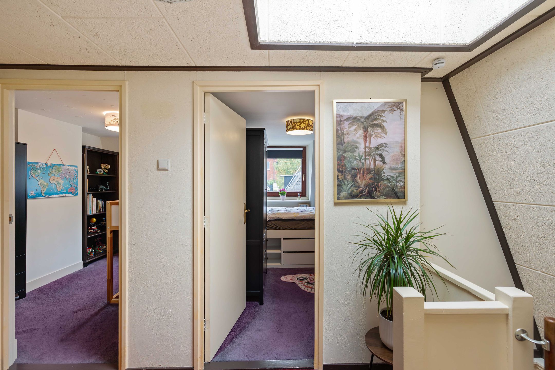 Photo 39 of Emmastraat 22-A