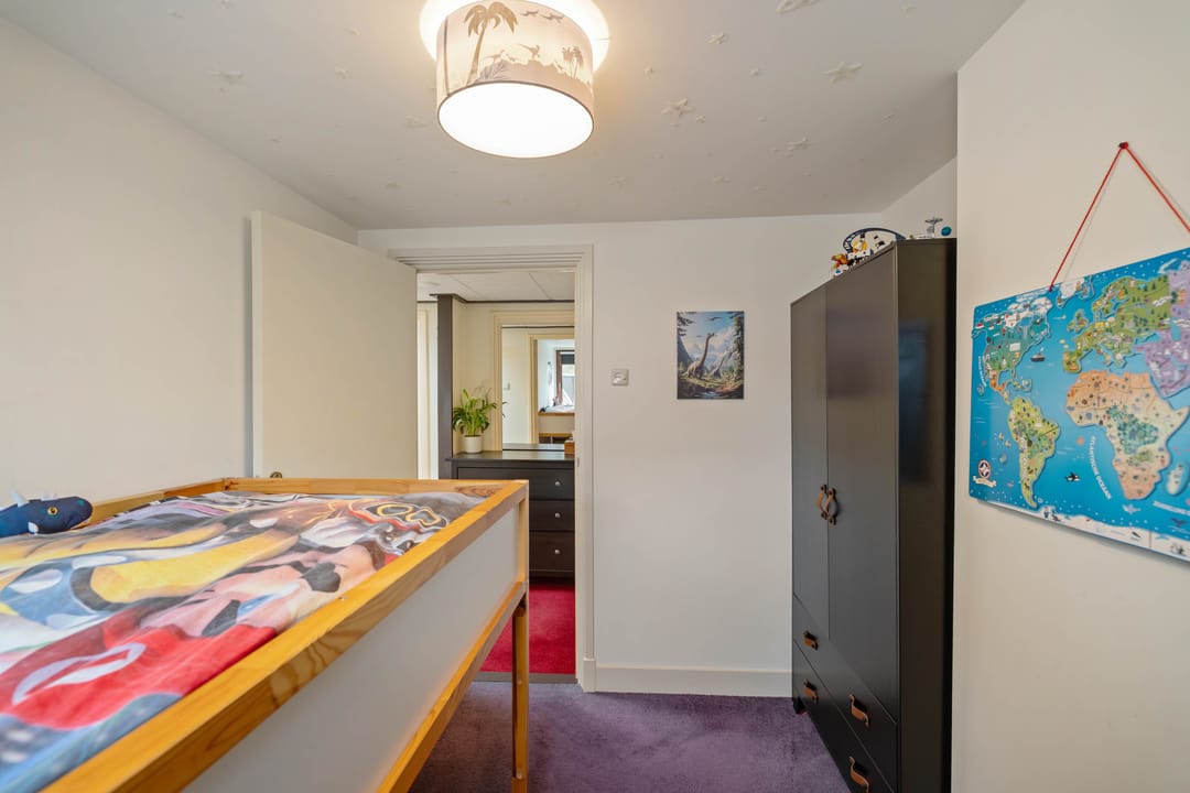 Photo 43 of Emmastraat 22-A